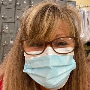 Meet your Posher, Sharon